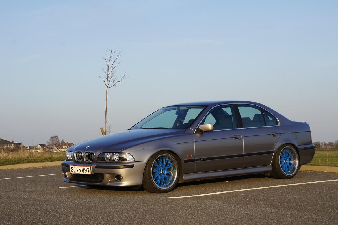 BMW E39 523i billede 2