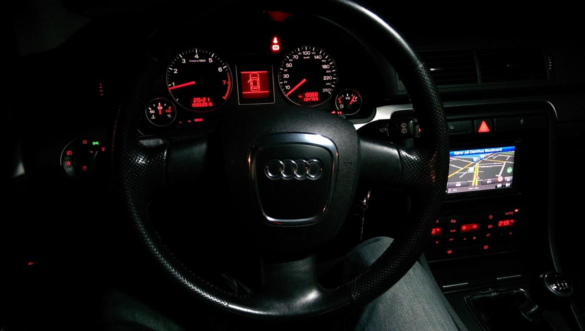 Audi A4 (b7) Avant SPORT billede 8
