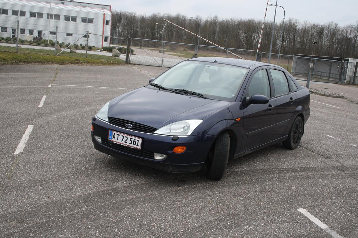 Ford Focus 2,0 16v   billede 1
