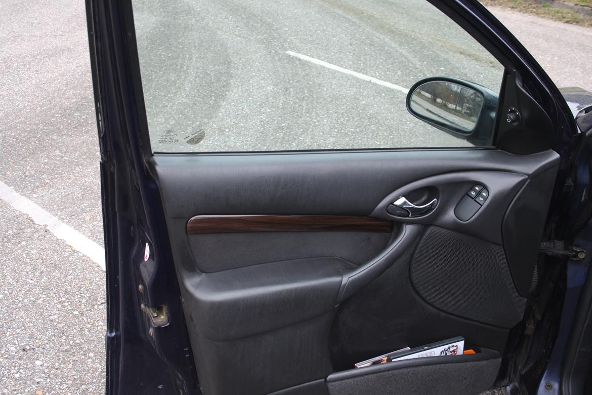 Ford Focus 2,0 16v   billede 14