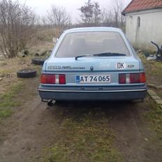 Ford Sierra 2.0 V6 5 speed
