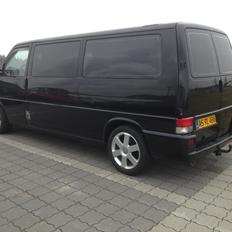 VW Transporter 2.5 TDI T4