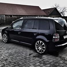 VW --Touran 1,9 Highline--