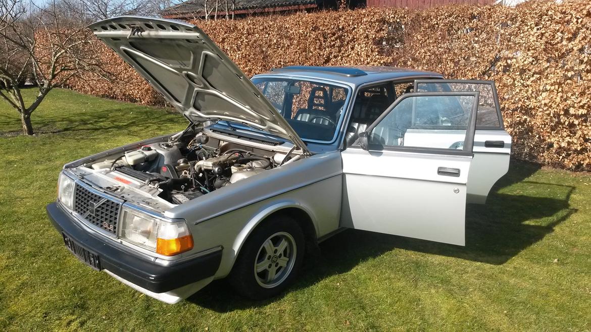 Volvo 244 GLE - Så blev vejret lidt bedre til et billede billede 2