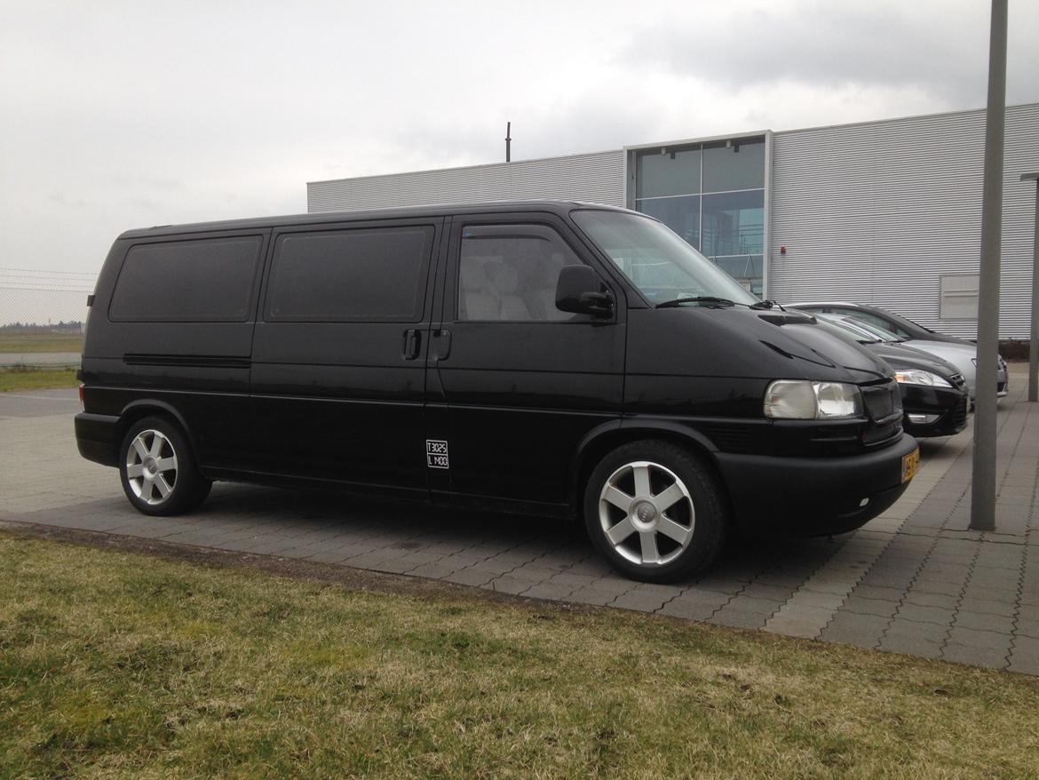 VW Transporter 2.5 TDI T4 billede 3