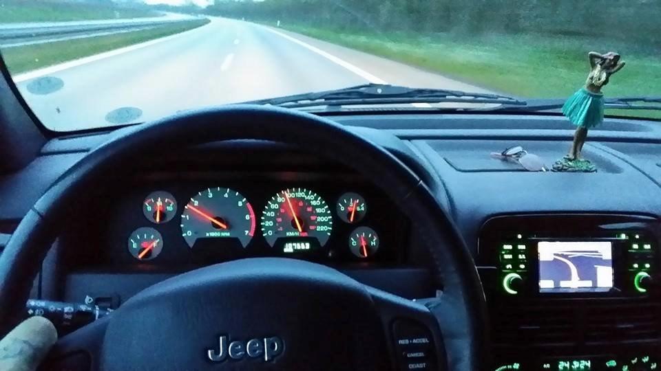 Jeep Grand Cherokee Limited - Dejlig førerplads :-) billede 7