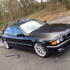 BMW E38 740D // SIMPLE AND CLEAN // SOLGT