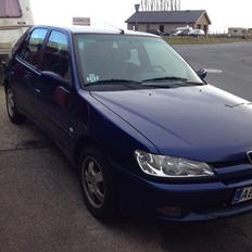 Peugeot 306
