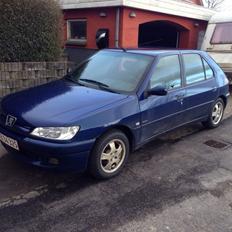 Peugeot 306