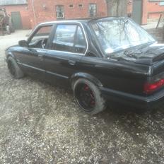 BMW e30 316i