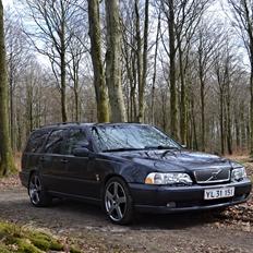 Volvo V70 2.5T AWD