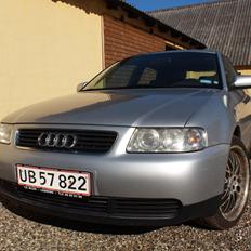 Audi A3 1.6 8L Attraction SOLGT