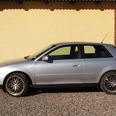 Audi A3 1.6 8L Attraction SOLGT
