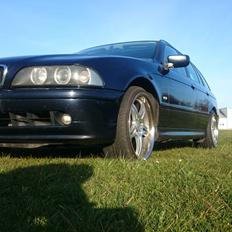 BMW E39 530d touring van