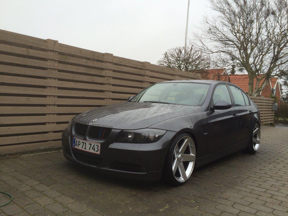 BMW 320i e90 billede 14