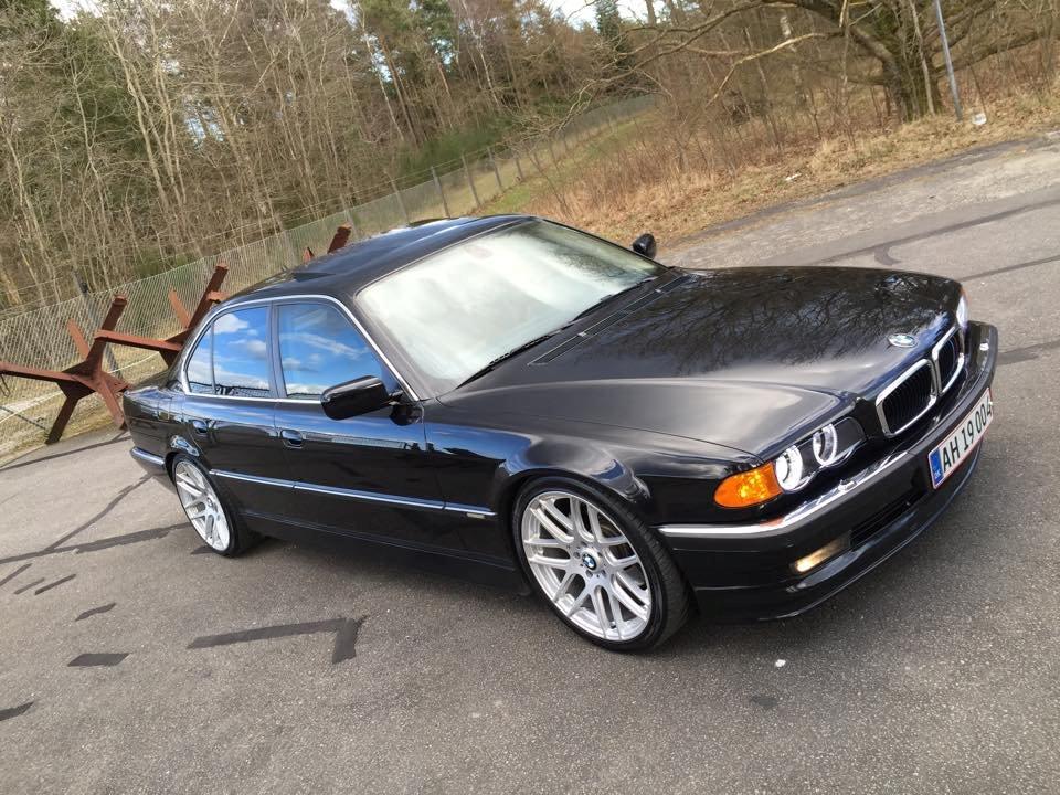 BMW E38 740D // SIMPLE AND CLEAN // SOLGT billede 1