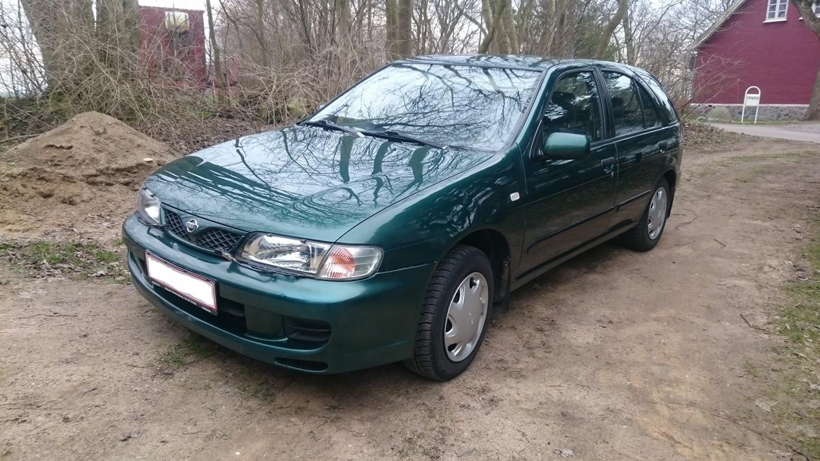 Nissan Almera N15  billede 1