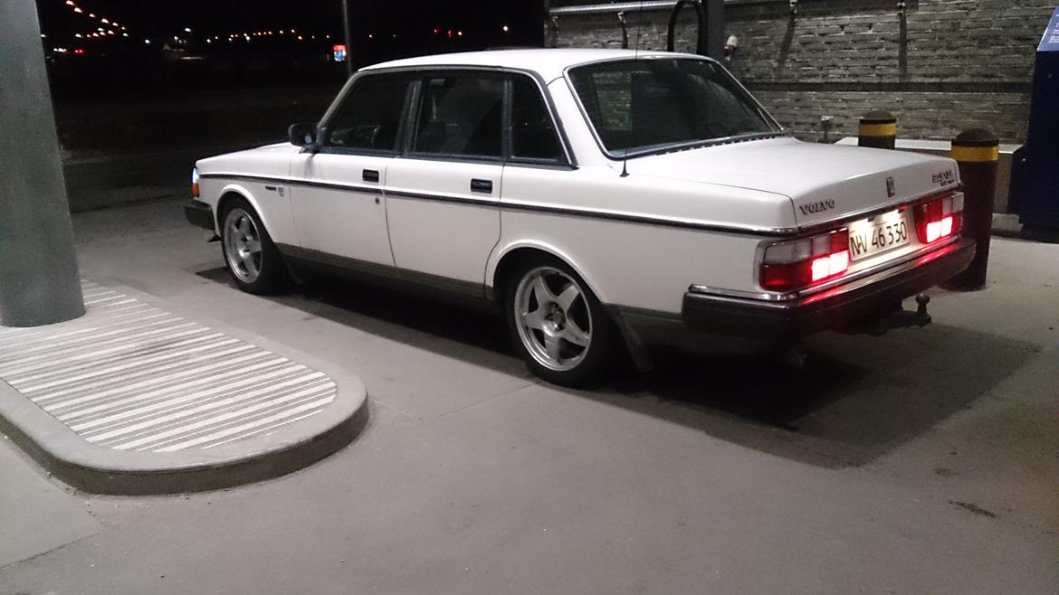 Volvo 240 GL billede 1