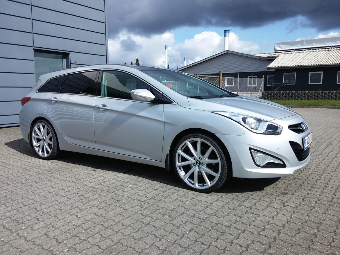 Hyundai i40 2,0 GDI Premium Panorama billede 1