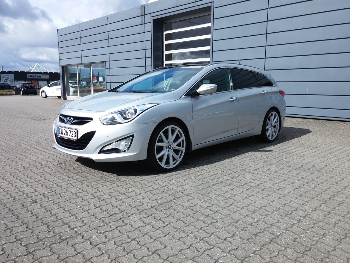 Hyundai i40 2,0 GDI Premium Panorama billede 4