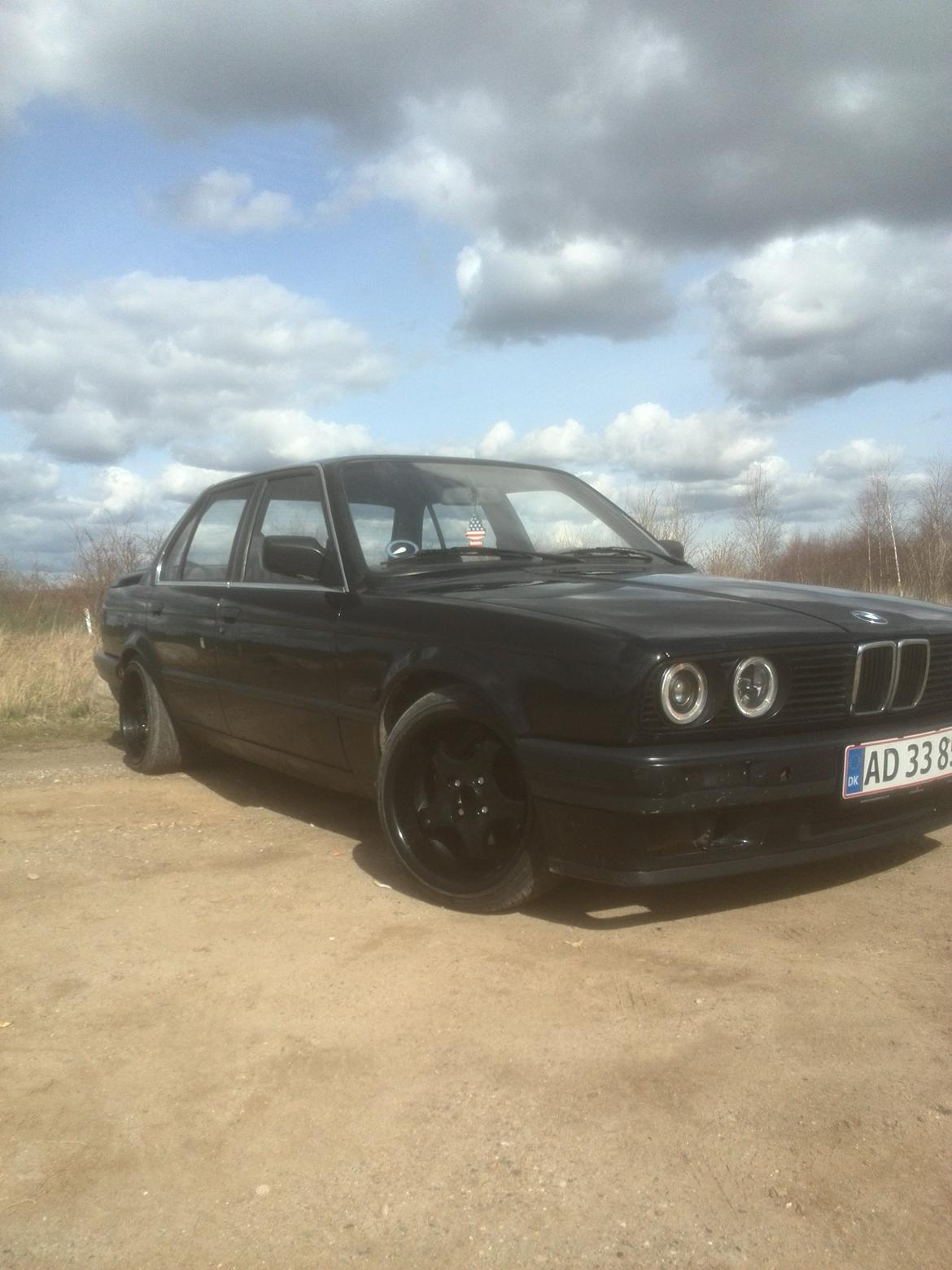 BMW e30 316i billede 4