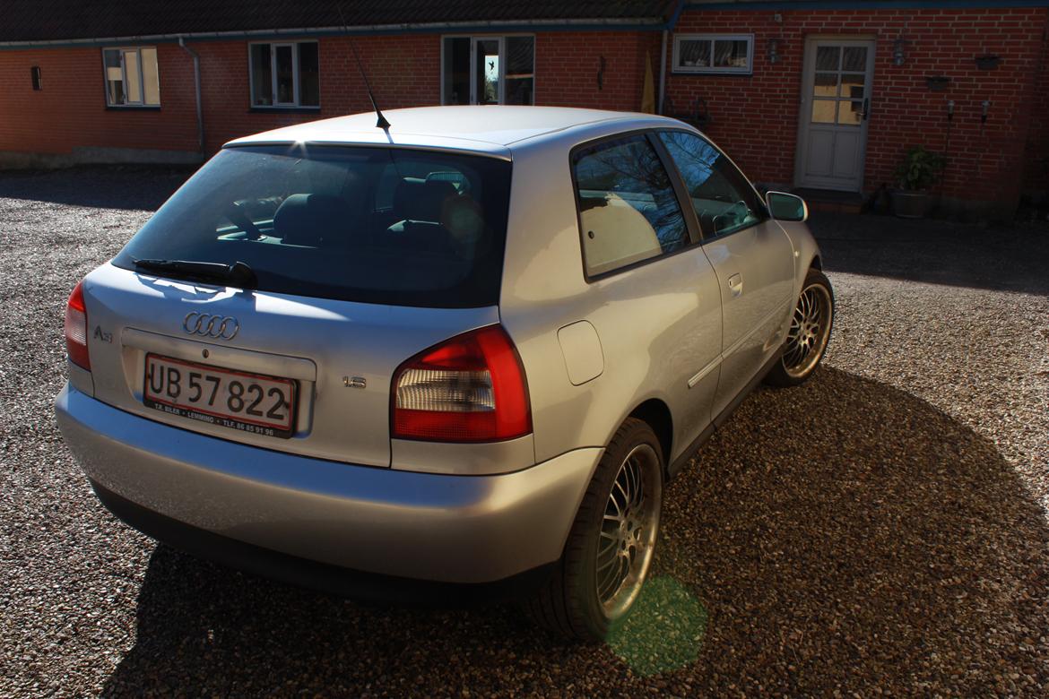 Audi A3 1.6 8L Attraction SOLGT billede 7