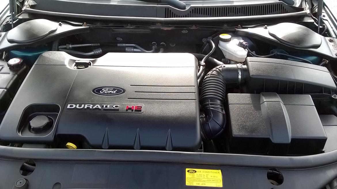 Ford Mondeo 1.8 Trend *SOLGT* - Under dækslet ligger en 1.8 billede 5