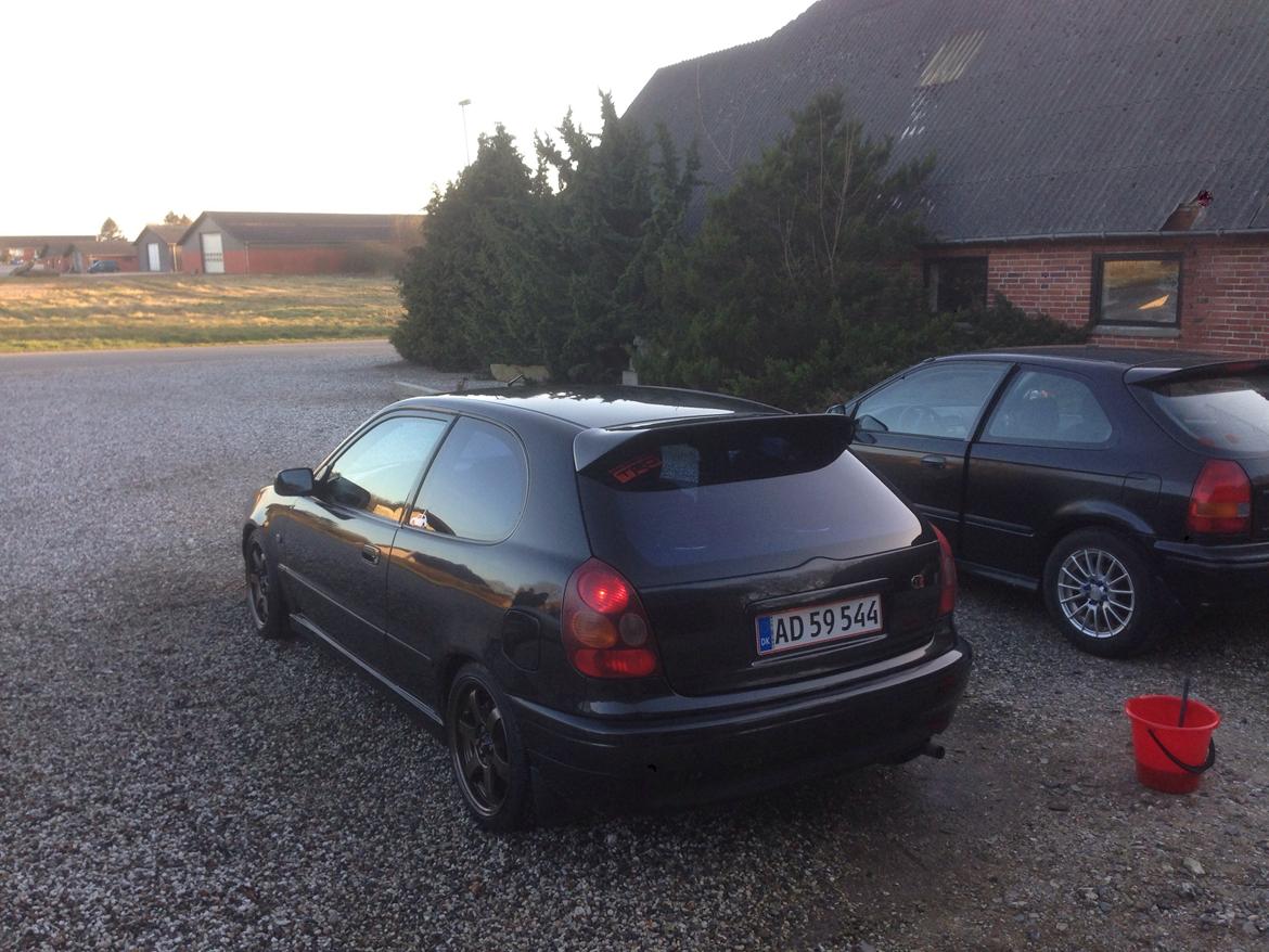 Toyota Corolla G6R AE111 billede 2