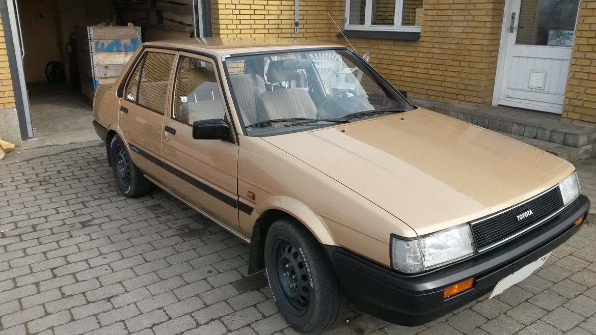 Toyota corolla ae80 sedan billede 3