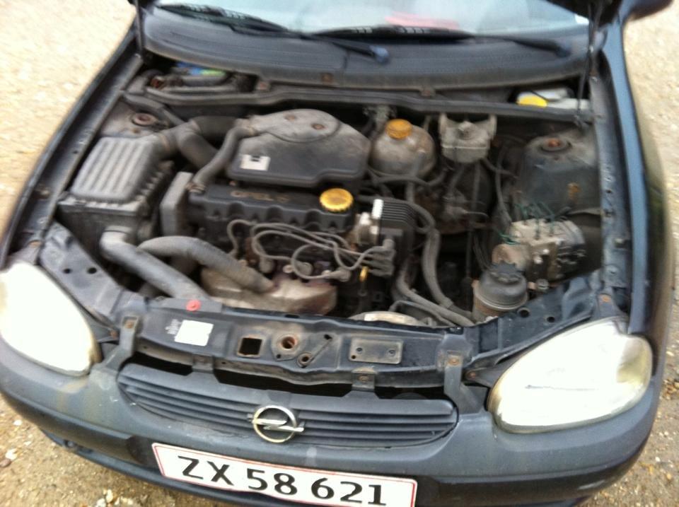 Opel Corsa Boobies billede 4