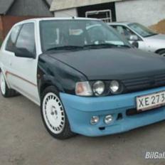 Peugeot 106 1.6 turbo 