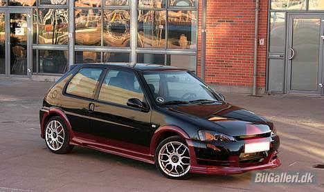 Peugeot 106 XS 1,6 SOLGT billede 8
