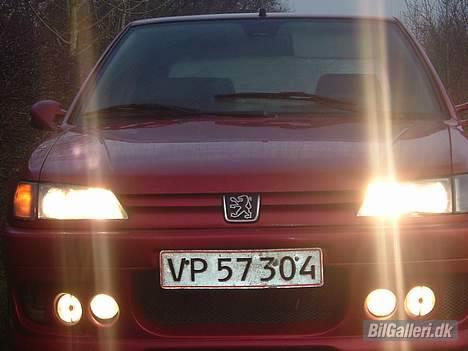 Peugeot 306 XSi SOLGT - nu mangler der bar bi-xenon... billede 7