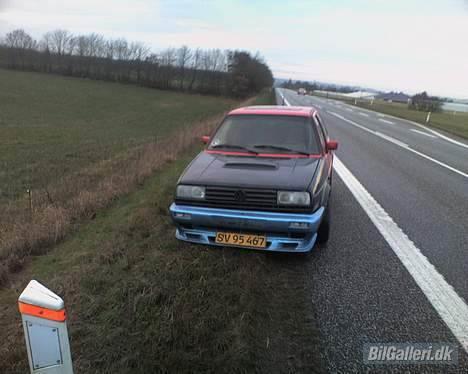 VW Golf 2 Dellorto. [Solgt] billede 10