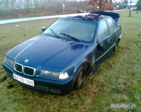 BMW 316i *DØD* - lader bare billederne tale for sig selv... billede 18