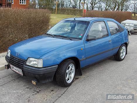 Opel Kadett E 1.3s LS solgt - Et billlede med mine alufælge billede 1