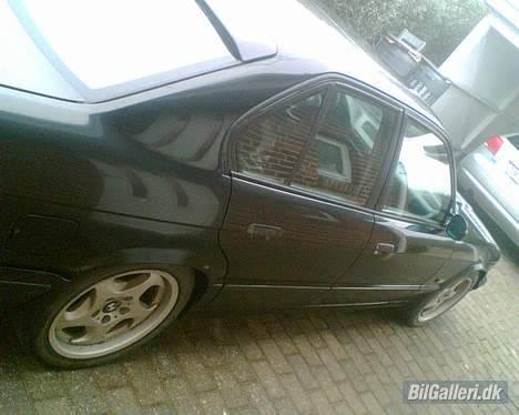 BMW 525i 24v solgt billede 8