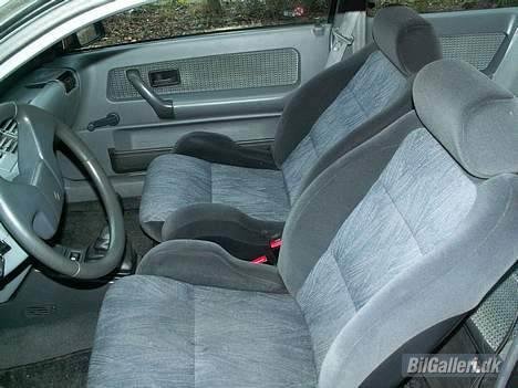 Renault Clio "voldtaget og død" billede 2