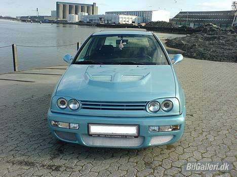 VW Golf 3 -SOLGT- - Ny front... billede 2