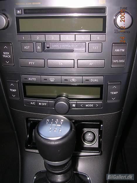 Toyota avensis 2.2 D4D150hk stc billede 13
