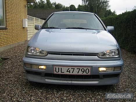 VW Golf III GL *SOLGT* - Før billede.. Drastisk badlook... billede 4