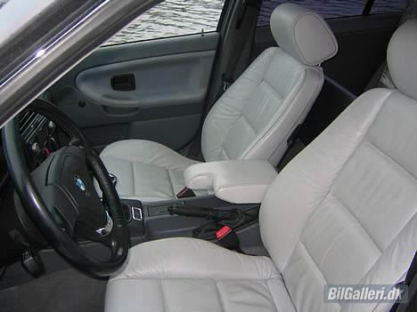 BMW 325 TDS Van *SOLGT* billede 8