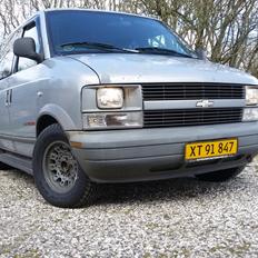 Chevrolet Astro Van AWD