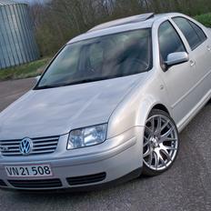 VW Bora 2.3 VR5 Highline