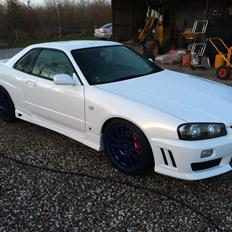 Nissan Skyline R34 GT-T