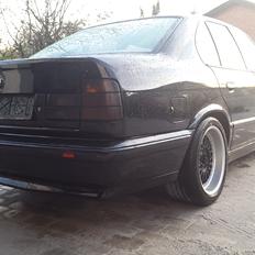 BMW bmw e34 540i 6 speed manuel