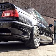 BMW E39 530i