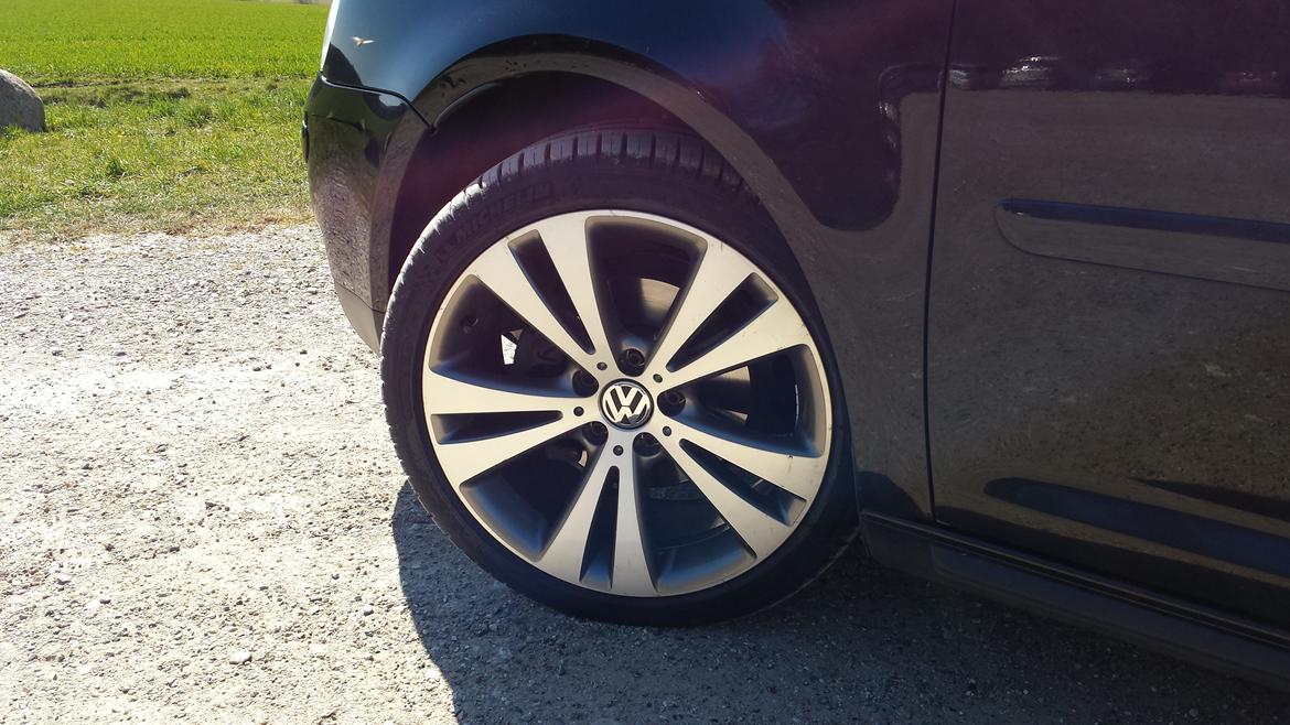 VW Touran "Highline" DSG Van - 18" Orig. VW Chicago billede 10