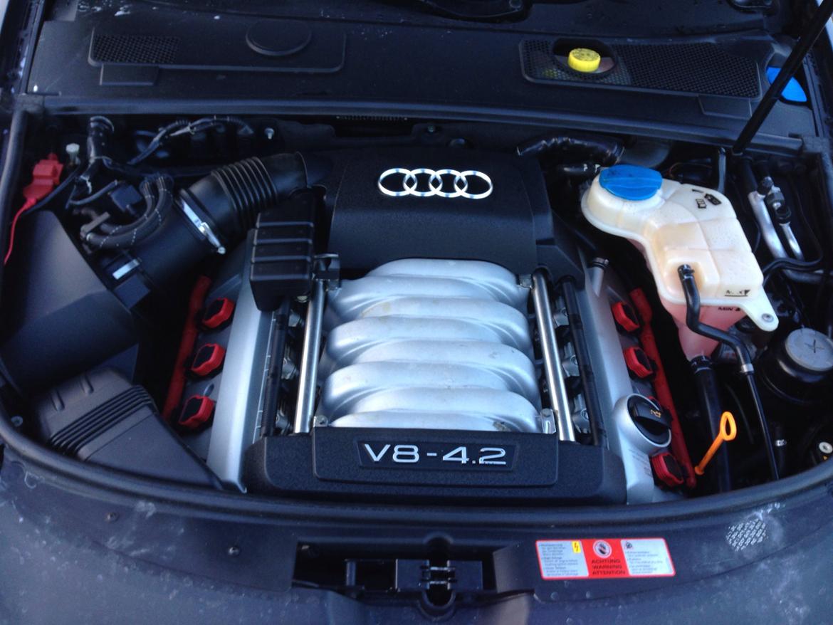 Audi A6 Avant quattro 4.2 billede 3