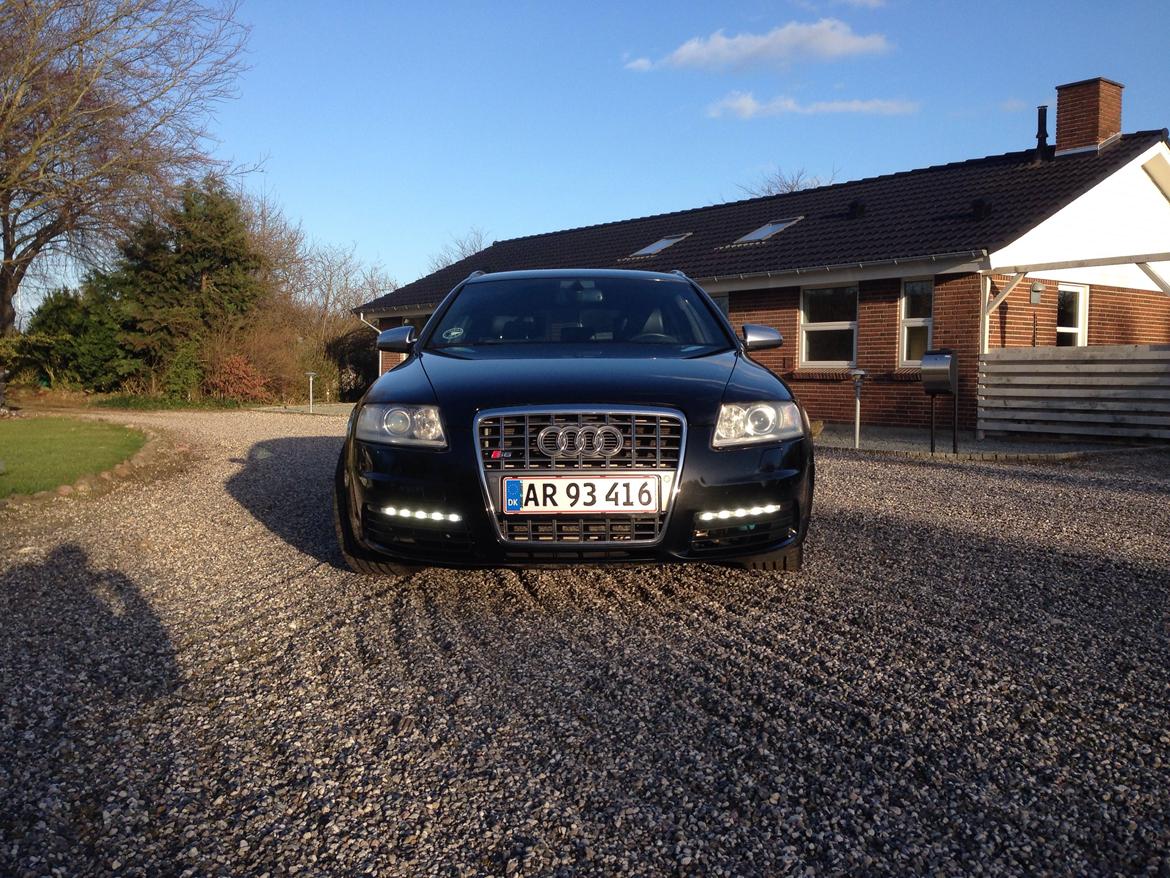 Audi A6 Avant quattro 4.2 billede 12